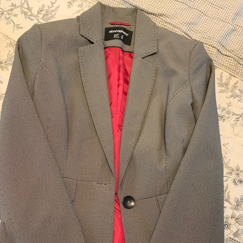 Black White Light blazer pink lining